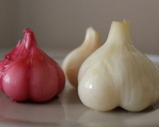 Нежный маринованный чеснок