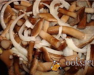Опята маринованные с луком на зиму