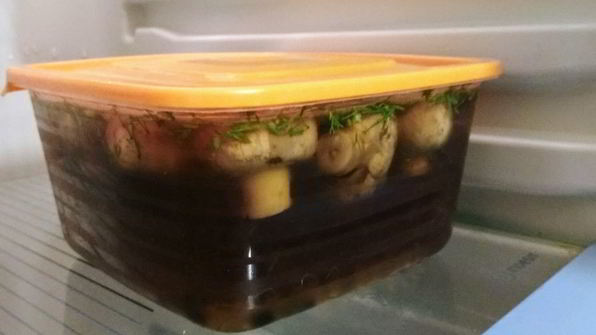 шампиньоны маринованные