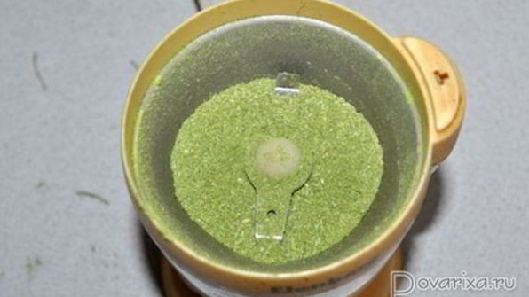 приправа из стеблей зелени