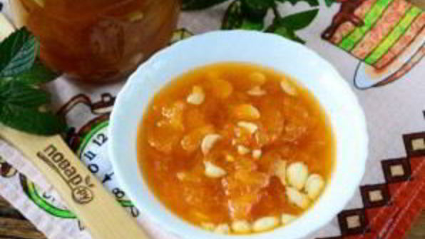 абрикосовое варенье с косточками