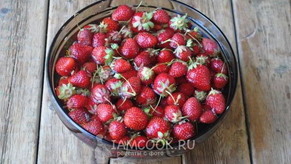 клубничное варенье с лимонной кислотой