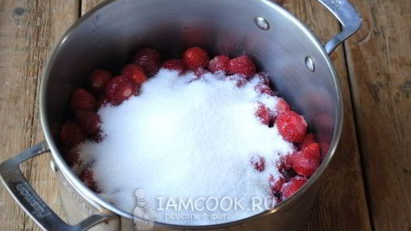 клубничное варенье с лимонной кислотой