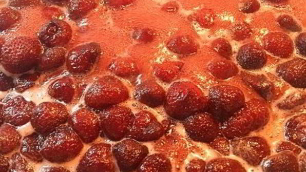 клубничное варенье