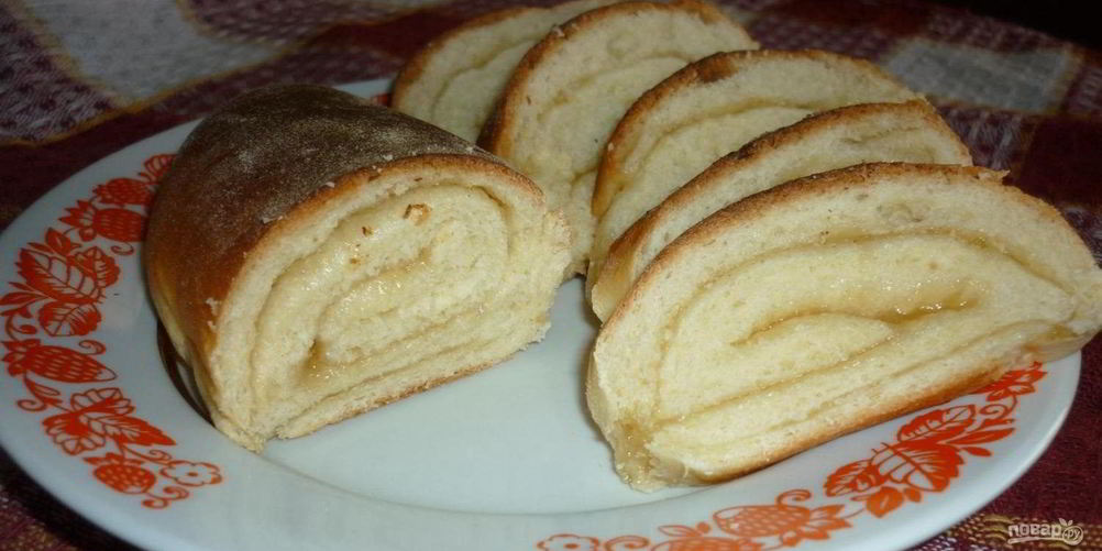 Рецепт рулет из дрожжевого теста с вареньем