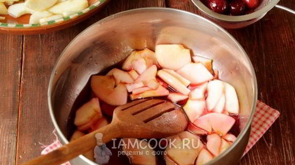 яблочно-ягодное варенье