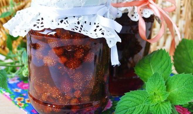 Земляничное варенье с мятой