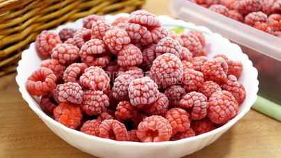 Заморозка малины на зиму