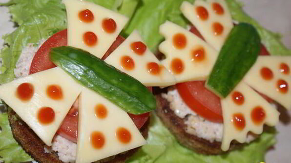 бутерброд с куриной начинкой