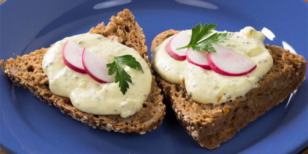 Рецепт бутерброд с сыром и яйцом