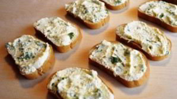 бутерброды с баклажанами и помидором