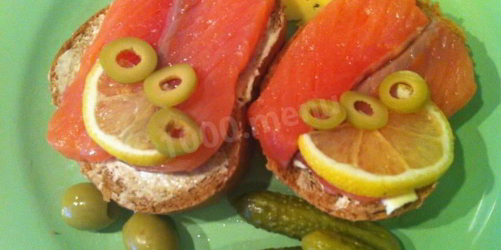 Рецепт бутерброды с красной рыбой и маслом