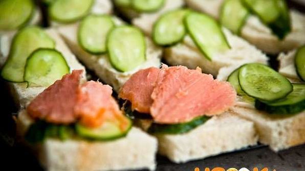 бутерброды с красной рыбой