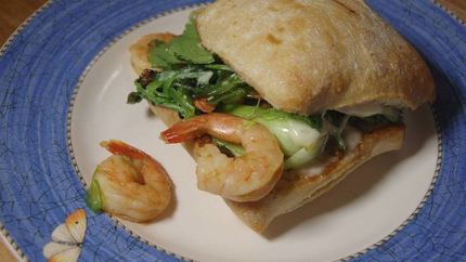 Бутерброды с креветками-мисо