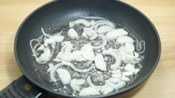 бутерброды с паштетом из куриной печени