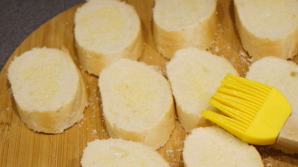 бутерброды с сельдью и орехами