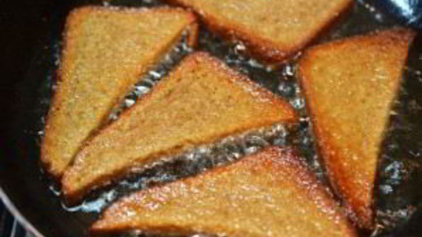 бутерброды со шпротами и копченой семгой