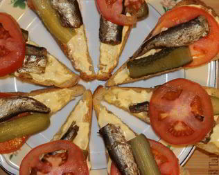 Бутерброды со шпротами