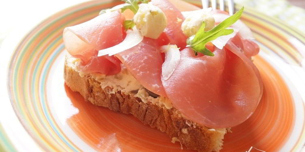 Рецепт датский бутерброд с лимонно-каперсовой намазкой