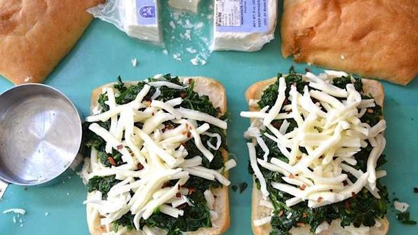 горячие бутерброды на сковороде