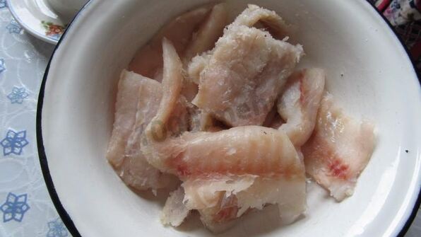 горячие бутерброды с рыбным филе и сыром