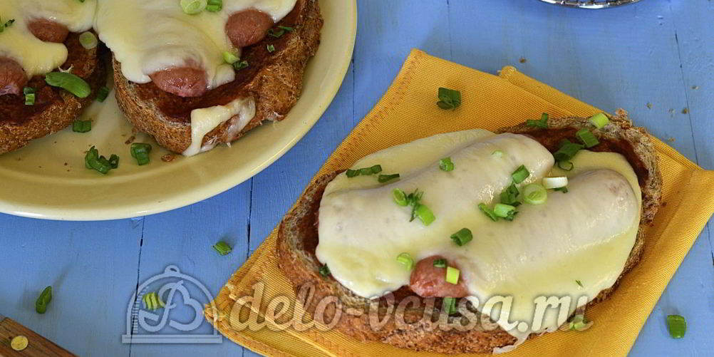 Рецепт горячие бутерброды с сосиской и сыром