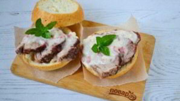 горячий бутерброд со свининой
