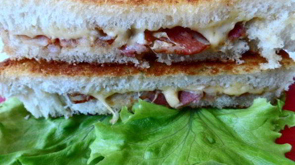 горячий бутерброд