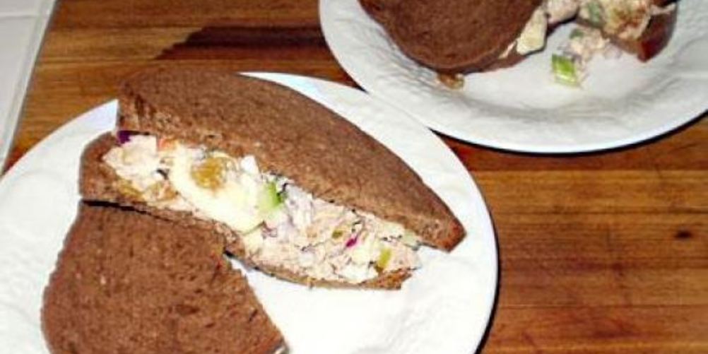 Рецепт изысканный бутерброд с тунцом