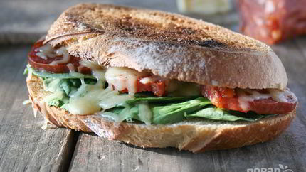 Улетные бутерброды с колбасой и сыром