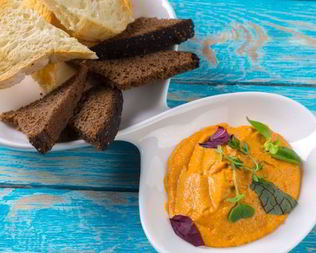 Икра из кабачков с морковью и зеленью