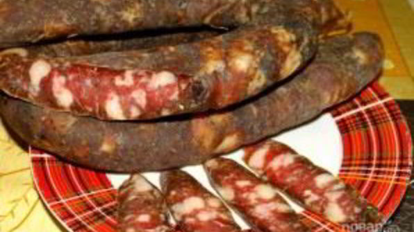 колбаса сыровяленая