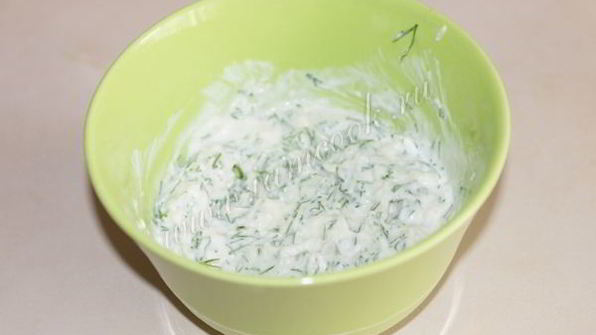 крабовые палочки, фаршированные сыром и чесноком