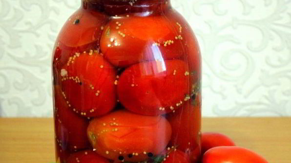 маринованные помидоры с базиликом и семенами горчицы