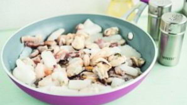 морской коктейль с овощами