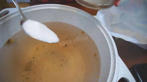 очень вкусные маринованные зеленые помидоры с ранеткой