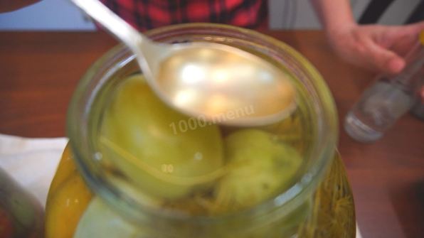 очень вкусные маринованные зеленые помидоры с ранеткой