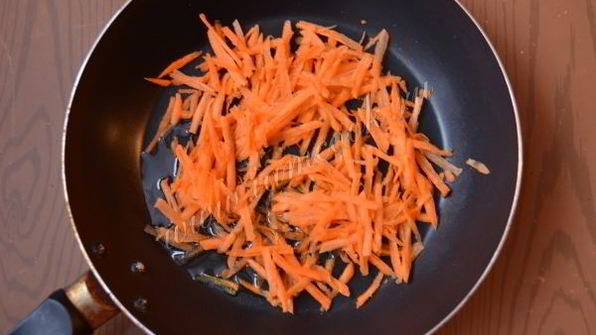 белковый омлет с морковью