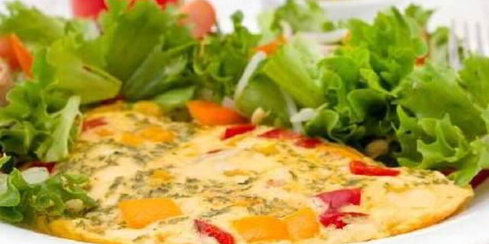 Рецепт быстрый омлет с овощами