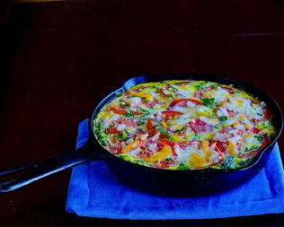 Фриттата с картофелем и ветчиной