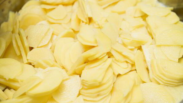 картофельно-луковый омлет