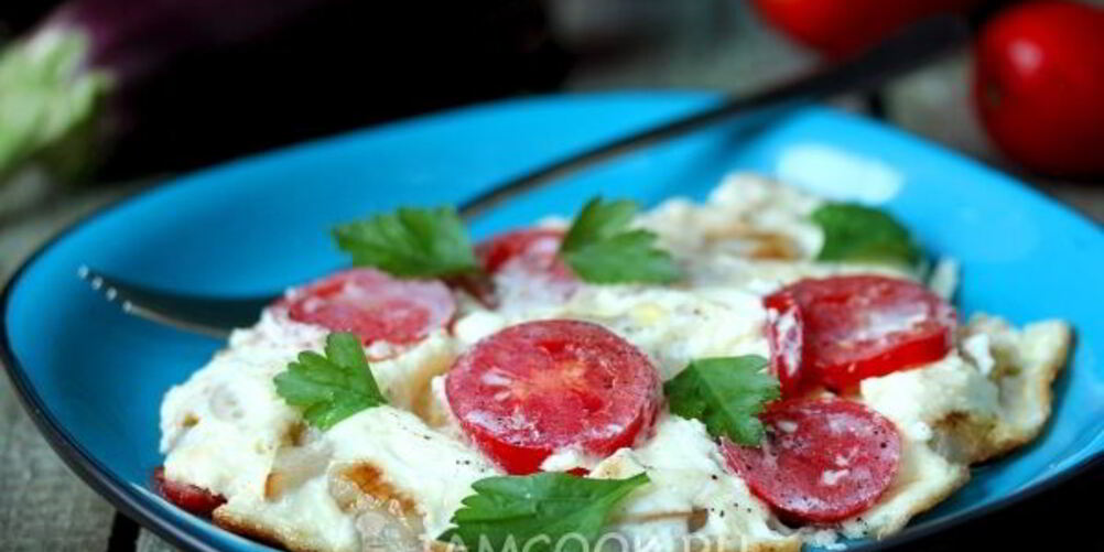 Рецепт омлет из перепелиных яиц с баклажанами и помидорами