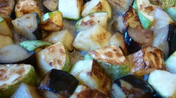 омлет с баклажаном и кабачком