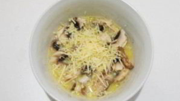 омлет с грибами и сыром