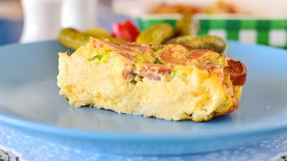 Омлет с колбасой в духовке