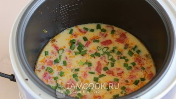 омлет с помидорами в мультиварке