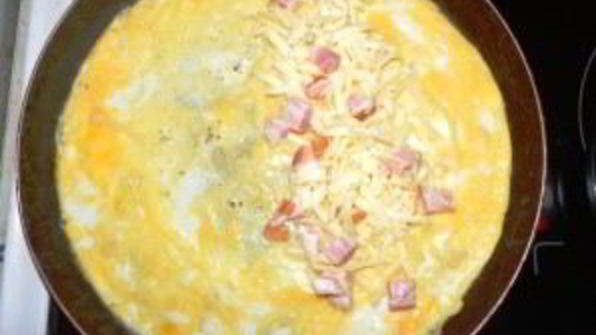 омлет с ветчиной и сыром