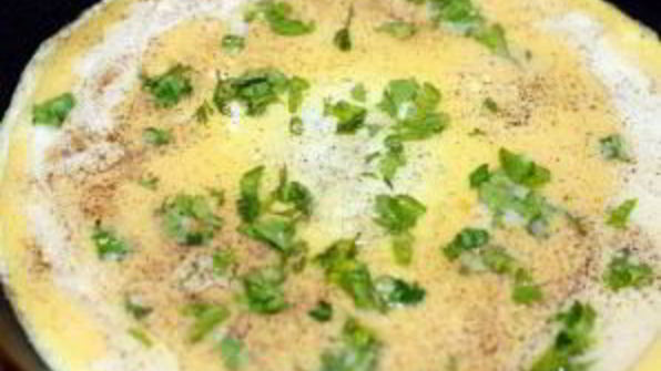 омлет с зеленью и помидорами