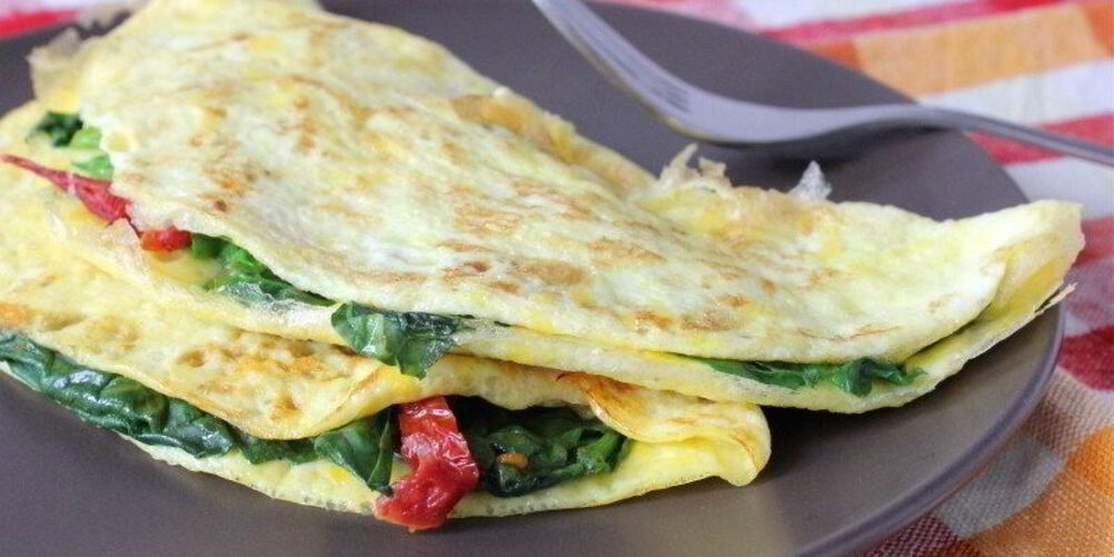 Рецепт омлет со шпинатом и сыром