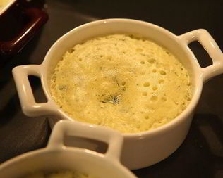 Омлет-суфле с петрушкой, укропом и тархуном